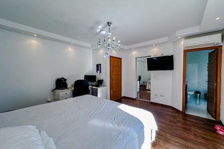 Casa à venda com 380m², 3 quartos e 5 vagasSuíte