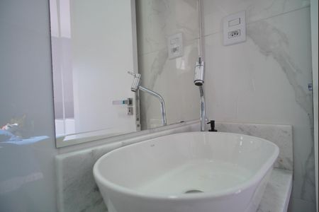 Casa à venda com 101m², 2 quartos e 3 vagasBanheiro  Suíte 2