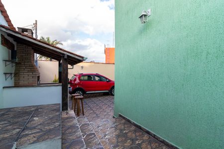 Casa à venda com 151m², 3 quartos e 5 vagas Casa à venda com 151m², 3 quartos e 5 vagasCorredor de Entrada