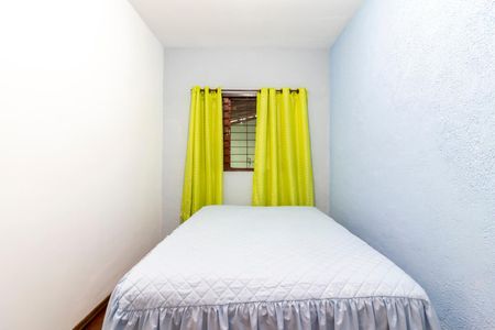 Casa à venda com 151m², 3 quartos e 5 vagas Casa à venda com 151m², 3 quartos e 5 vagasQuarto 4