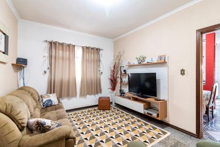 Casa à venda com 151m², 3 quartos e 5 vagas Casa à venda com 151m², 3 quartos e 5 vagasSala de Estar