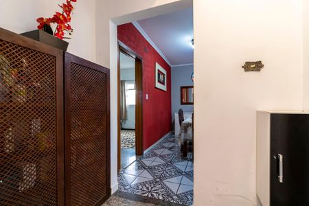 Casa à venda com 151m², 3 quartos e 5 vagas Casa à venda com 151m², 3 quartos e 5 vagasCorredor Térreo