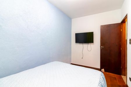 Casa à venda com 151m², 3 quartos e 5 vagas Casa à venda com 151m², 3 quartos e 5 vagasQuarto 4