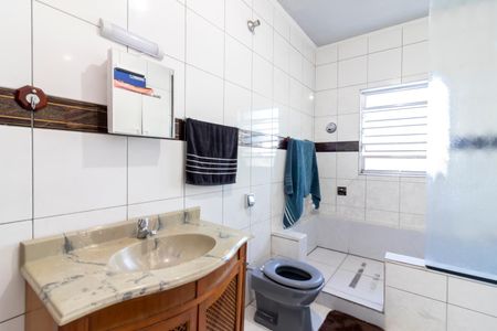 Casa à venda com 151m², 3 quartos e 5 vagas Casa à venda com 151m², 3 quartos e 5 vagasBanheiro da Suíte
