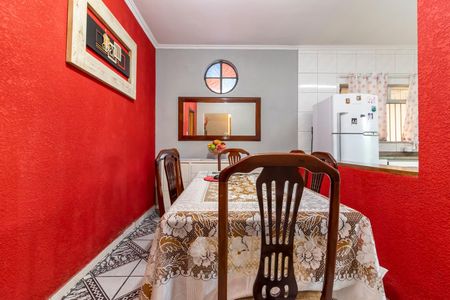 Casa à venda com 151m², 3 quartos e 5 vagas Casa à venda com 151m², 3 quartos e 5 vagasCopa