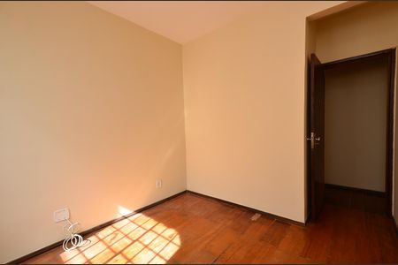 Apartamento à venda com 85m², 3 quartos e 2 vagasQuarto 2