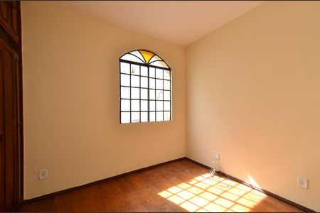 Apartamento à venda com 85m², 3 quartos e 2 vagasQuarto 2