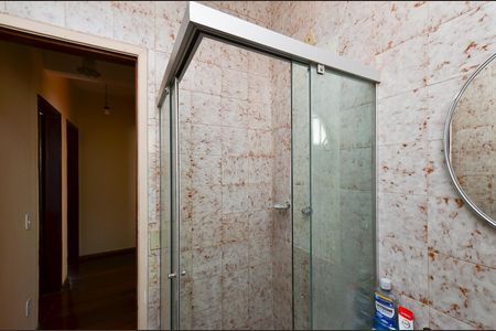 Apartamento à venda com 85m², 3 quartos e 2 vagasBanheiro social