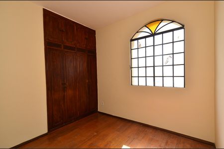 Apartamento à venda com 85m², 3 quartos e 2 vagasQuarto 2