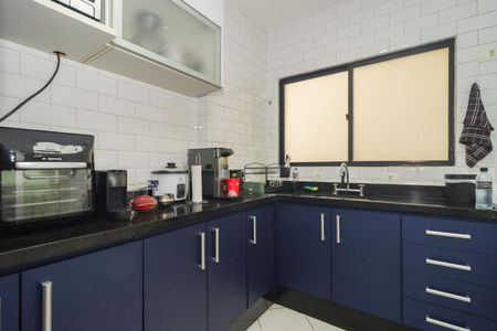 Apartamento à venda com 74m², 2 quartos e 1 vagaCozinha
