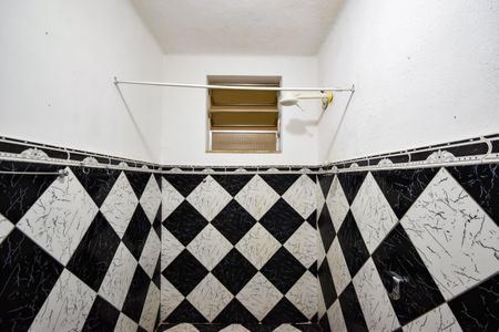 Apartamento à venda com 90m², 2 quartos e sem vaga Apartamento à venda com 90m², 2 quartos e sem vagaBanheiro Social