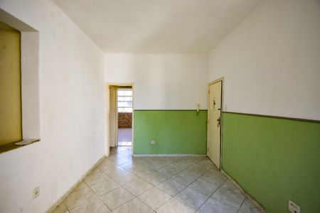 Apartamento à venda com 90m², 2 quartos e sem vaga Apartamento à venda com 90m², 2 quartos e sem vagaSala