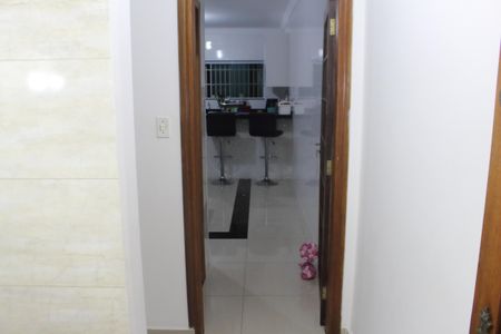 Casa à venda com 200m², 3 quartos e 2 vagasBanheiro Social