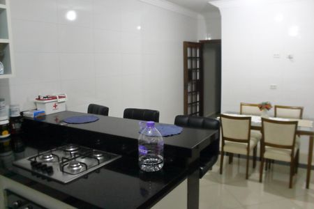 Casa à venda com 200m², 3 quartos e 2 vagasCozinha