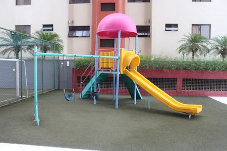 Apartamento à venda com 168m², 3 quartos e 5 vagasÁrea comum - Playground