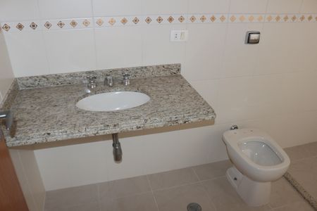 Apartamento à venda com 168m², 3 quartos e 5 vagasBanheiro da Suíte 3