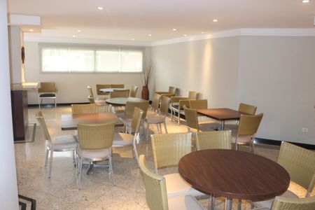 Apartamento à venda com 168m², 3 quartos e 5 vagasÁrea comum - Salão de festas