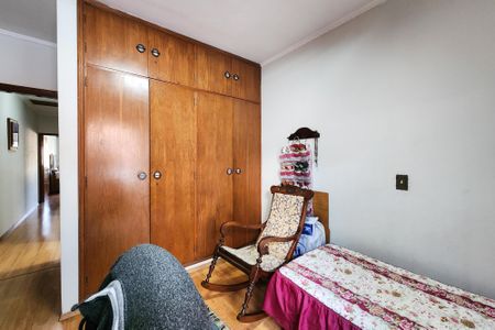 Casa à venda com 182m², 3 quartos e 2 vagas Casa à venda com 182m², 3 quartos e 2 vagasQuarto 2