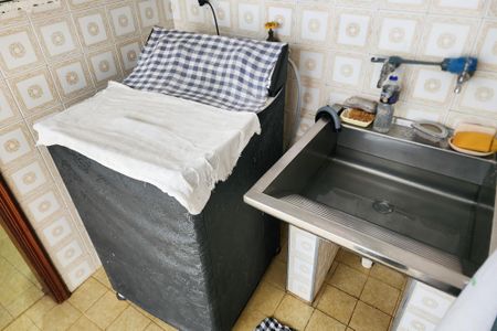 Casa à venda com 182m², 3 quartos e 2 vagas Casa à venda com 182m², 3 quartos e 2 vagasÁrea de Serviço