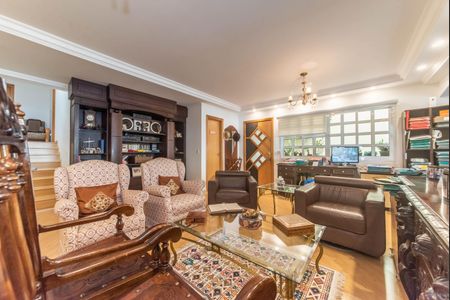 Casa à venda com 300m², 4 quartos e 4 vagasSala