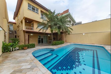 Casa à venda com 300m², 4 quartos e 4 vagasPiscina