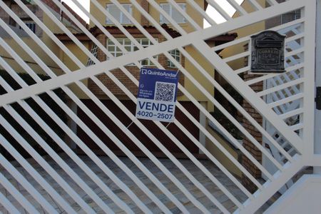 Casa à venda com 300m², 4 quartos e 4 vagasPLaquinha