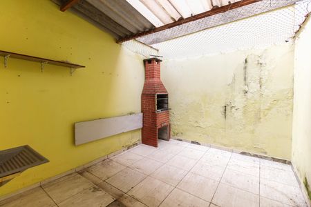 Casa à venda com 94m², 2 quartos e 1 vagaÁrea de Serviço - Churrasqueira