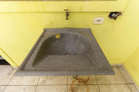 Casa à venda com 94m², 2 quartos e 1 vagaÁrea de Serviço - Churrasqueira