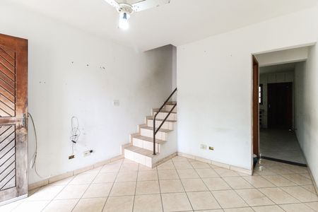 Casa à venda com 94m², 2 quartos e 1 vagaSala