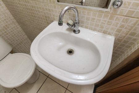 Casa à venda com 94m², 2 quartos e 1 vagaLavabo