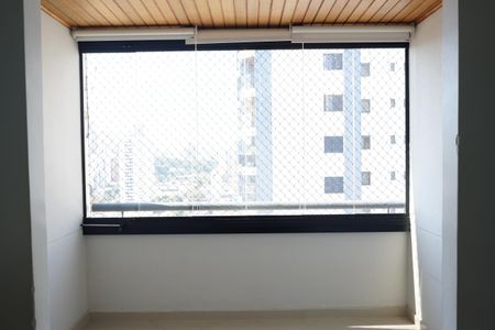 Apartamento à venda com 81m², 3 quartos e 2 vagasVaranda da Sala