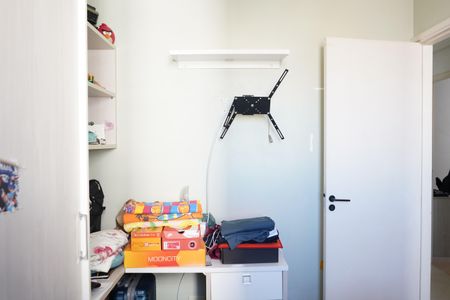 Apartamento à venda com 81m², 3 quartos e 2 vagasQuarto 2