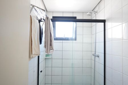 Apartamento à venda com 81m², 3 quartos e 2 vagasBanheiro da Suíte