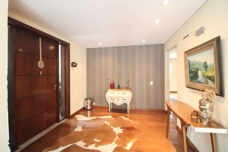 Casa à venda com 460m², 4 quartos e 4 vagasSala