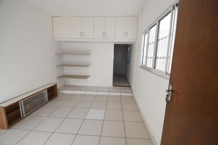 Casa à venda com 152m², 3 quartos e 3 vagasQuarto de Serviço