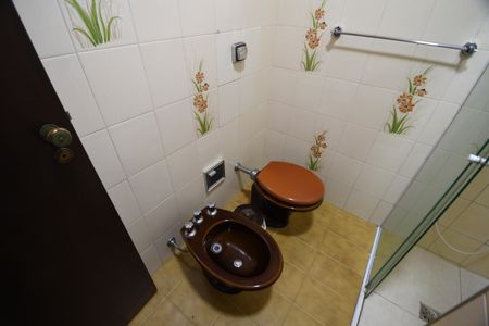 Casa à venda com 152m², 3 quartos e 3 vagasBanheiro 2