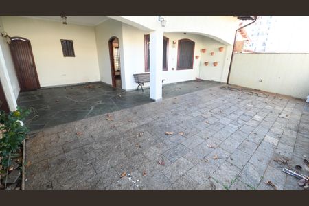 Casa à venda com 152m², 3 quartos e 3 vagasGaragem