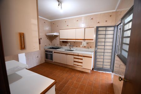 Casa à venda com 152m², 3 quartos e 3 vagasCozinha