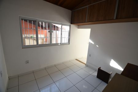 Casa à venda com 152m², 3 quartos e 3 vagasQuarto de Serviço
