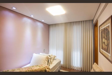 Apartamento à venda com 200m², 4 quartos e 3 vagasQuarto 3