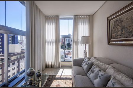 Apartamento à venda com 200m², 4 quartos e 3 vagasSala