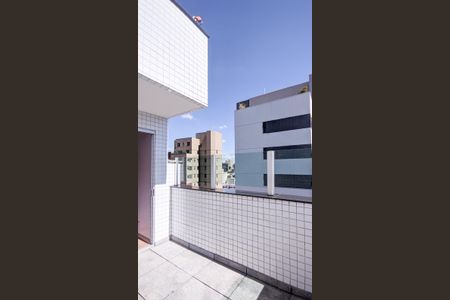 Apartamento à venda com 200m², 4 quartos e 3 vagasCobertura