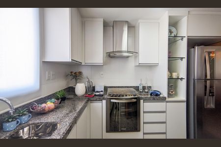 Apartamento à venda com 200m², 4 quartos e 3 vagasCozinha