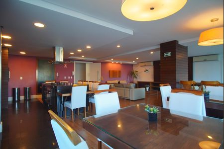 Apartamento para alugar com 250m², 3 quartos e 2 vagasÁrea comum - Salão de festas