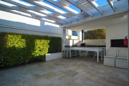 Apartamento para alugar com 250m², 3 quartos e 2 vagasÁrea comum