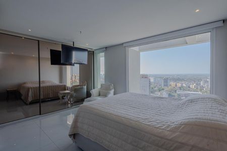 Apartamento para alugar com 250m², 3 quartos e 2 vagas Apartamento para alugar com 250m², 3 quartos e 2 vagasQuarto Suíte