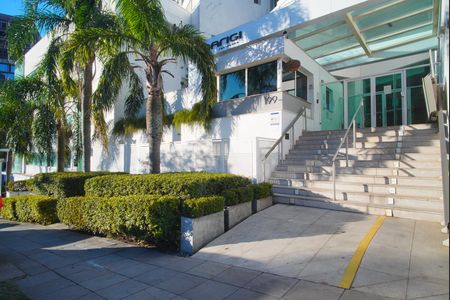 Apartamento para alugar com 250m², 3 quartos e 2 vagasFachada