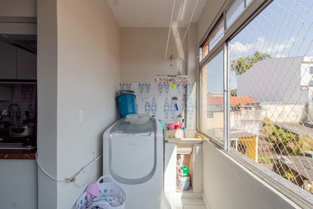 Apartamento à venda com 81m², 2 quartos e 1 vagaÁrea de Serviço
