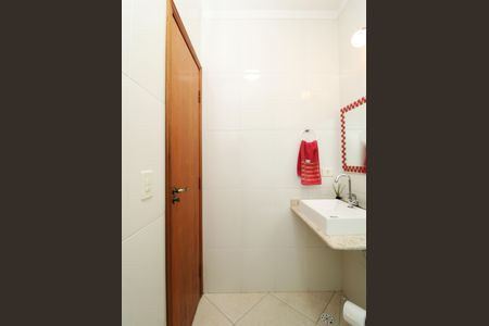 Casa à venda com 156m², 3 quartos e 4 vagasBanheiro Social