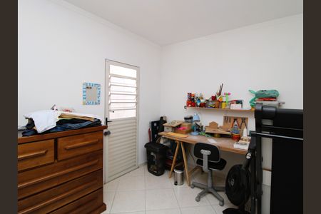 Casa à venda com 156m², 3 quartos e 4 vagasQuarto 2